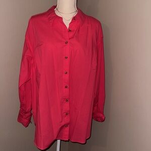 Women’s Universal Thread top